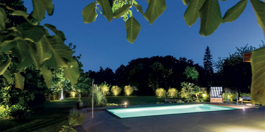 Außenkameras mit Infrarot-LEDs garantieren auch nachts eine Sicht auf den Garten.