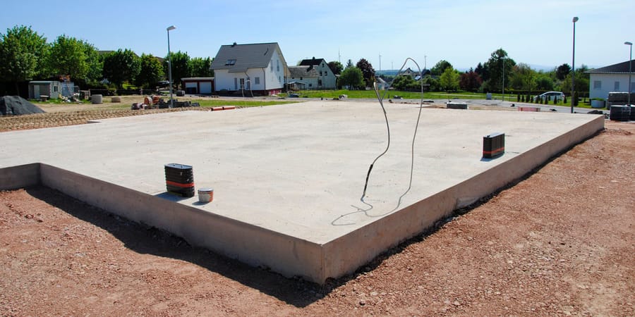 Bodenplatte auf Baustelle