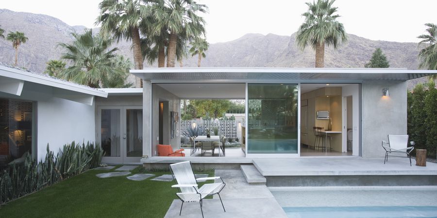 Hollywood-Villa mit Pool – Amerikanische Häuser