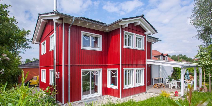 Schwedenhaus mit roter Holzfassade