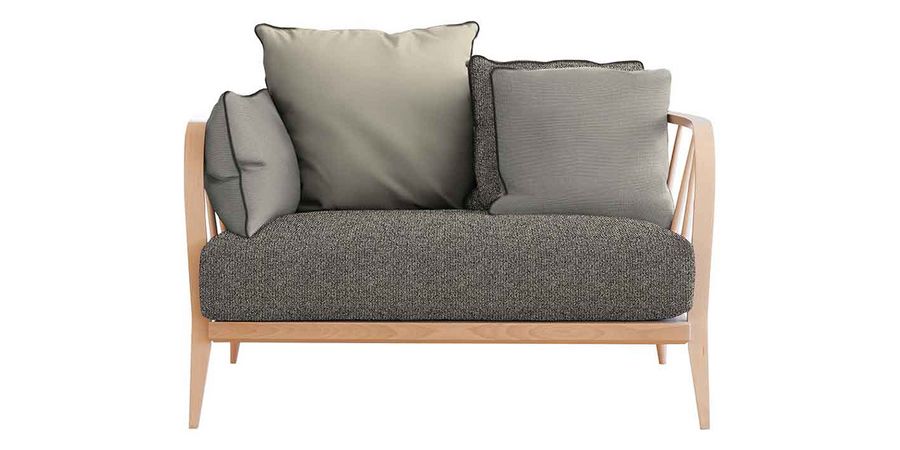 Sofa aus Holz im schwedischen Stil.
