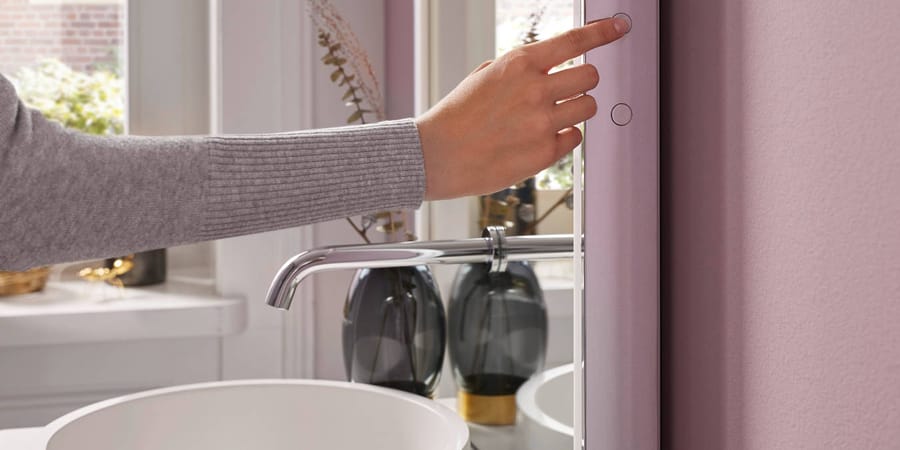 Lichtsteuerung des Waschtischs mit Unterschrank und Spiegel - emco Bad