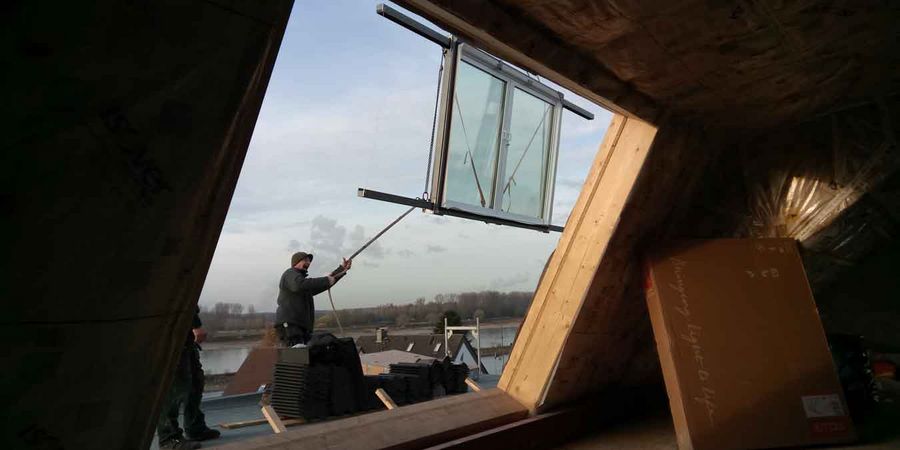 Der Einbau des Dachschiebefensters