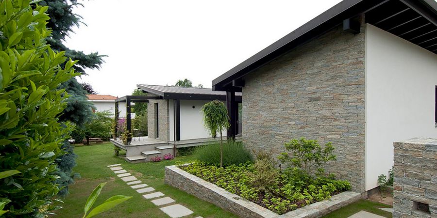 Bungalow mit Natursteinfassade