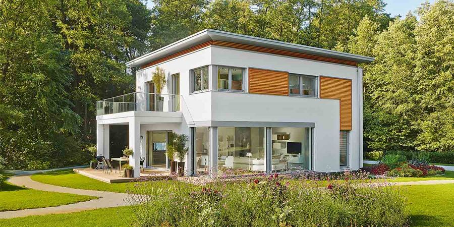 Modernes Einfamilienhaus in der Wold of Living von WeberHaus