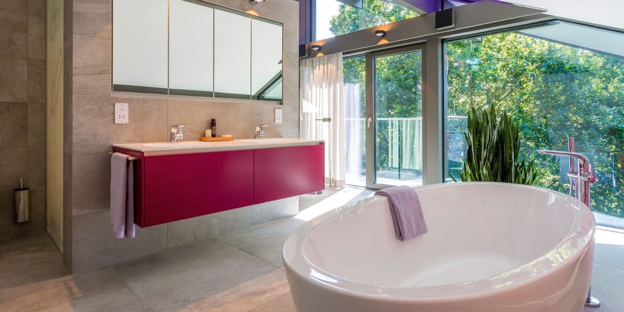 luxuriöses Badezimmer im Obergeschoss - HUF Haus Art 6 - Bauprojekt 2
