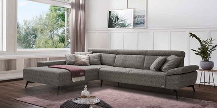  Sofa mit einem integrierten Wärmesystem