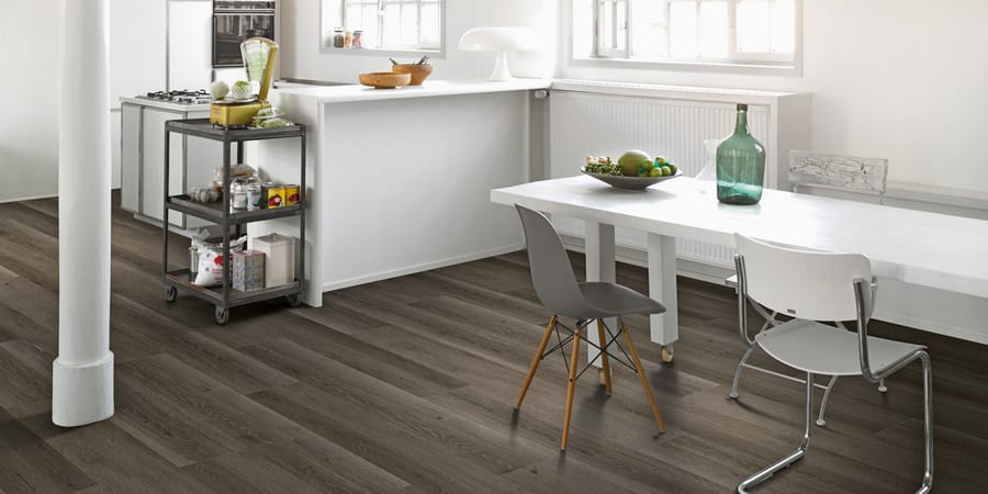 Vinylboden in Holzoptik als Küchenboden