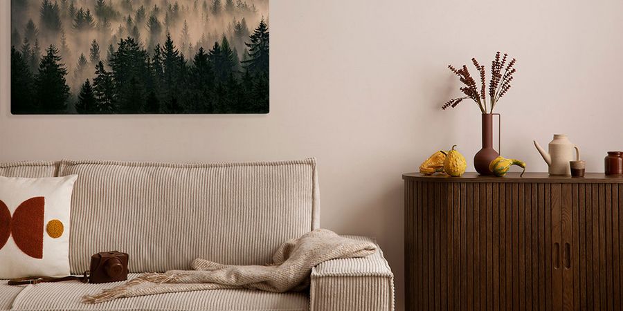Wandbild mit Nebelwald in Wohnzimmer