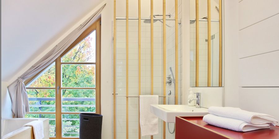 Baufritz Schwedenhaus Badezimmer mit Waschtisch